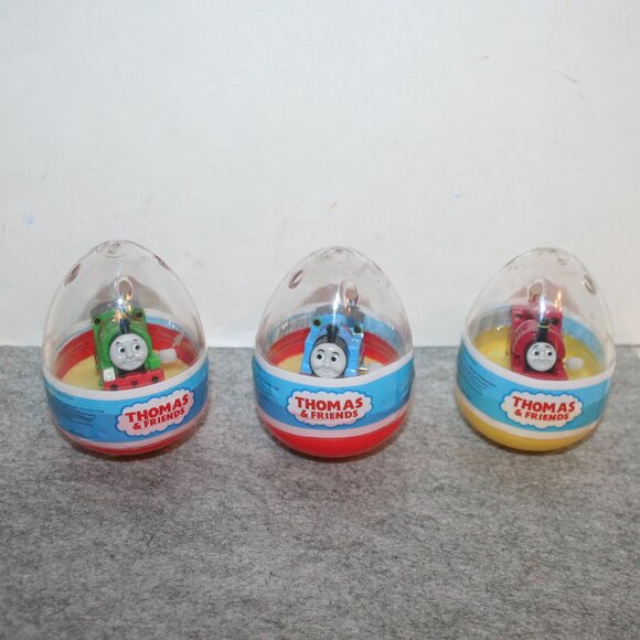 Thomas & Friends Percy/Thomas/Skarloey 3 Wind Up Train Egg Case Figures Lot 2006 - Picture 1 of 4
